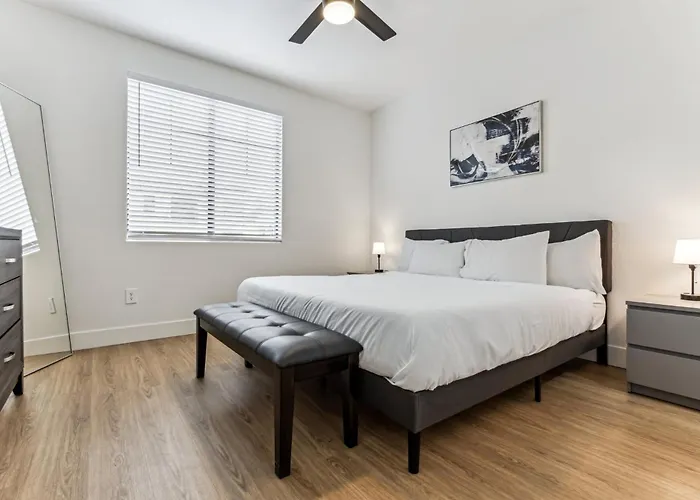 Cozysuites By The Stadium With Pool 21 Apartment *