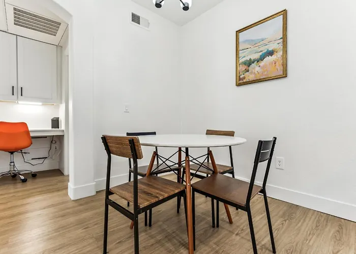 Apartment Cozysuites By The Stadium With Pool 21